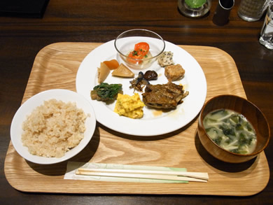福岡 賃貸 ランチ.jpg